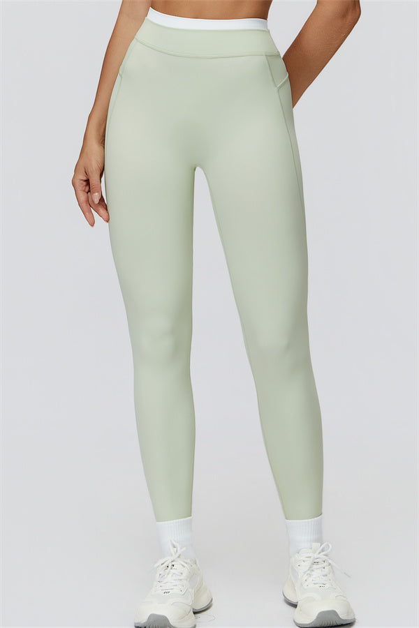 The Canyon Sports Bra Leggings 2-Piece Set